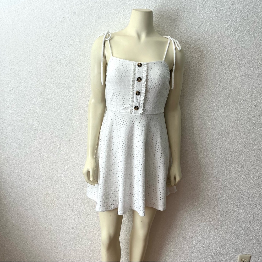 Speechless White Buttoned, eyelet Sundress Womens/Juniors Size M